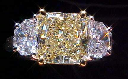 yellow radiant with home plate side stones