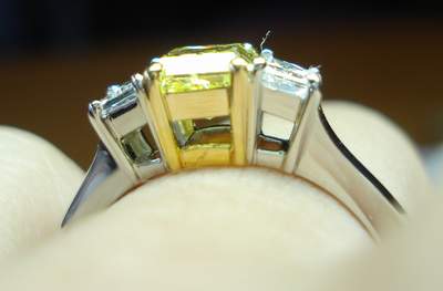 The image ?http://diamondsbylauren.com/images/06/01/202kvs1.JPG? cannot be displayed, because it contains errors.