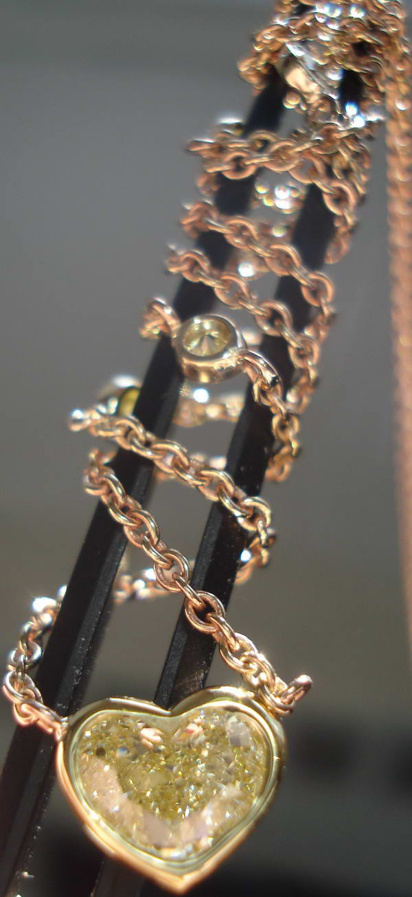 The image “http://diamondsbylauren.com/images/06/01/202kvs1.JPG” cannot be displayed, because it contains errors.