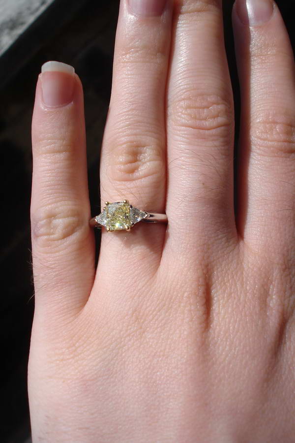 The image “http://diamondsbylauren.com/images/06/01/202kvs1.JPG” cannot be displayed, because it contains errors.