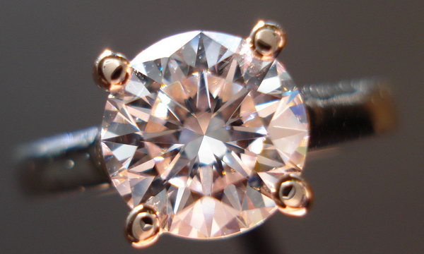 The image “http://diamondsbylauren.com/images/06/01/202kvs1.JPG” cannot be displayed, because it contains errors.