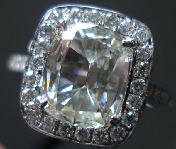 The image “http://diamondsbylauren.com/images/06/01/202kvs1.JPG” cannot be displayed, because it contains errors.