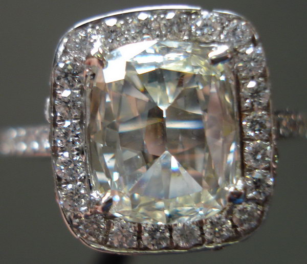 The image “http://diamondsbylauren.com/images/06/01/202kvs1.JPG” cannot be displayed, because it contains errors.
