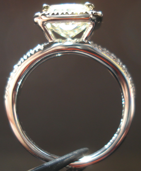 The image “http://diamondsbylauren.com/images/06/01/202kvs1.JPG” cannot be displayed, because it contains errors.